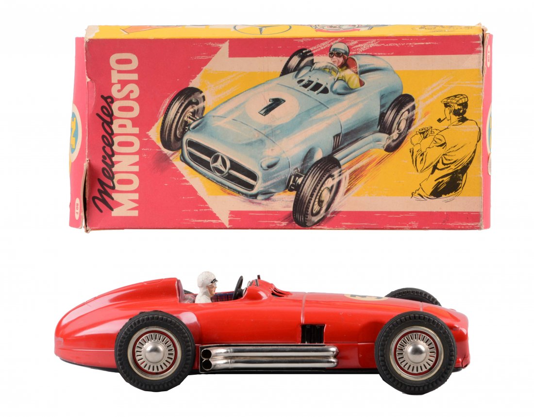 German JNF Tin Litho Friction Race Car. (1 of 3)