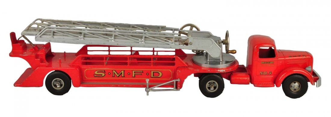 Pressed Steel Smith Miller Fire Ladder Truck. (1 of 2)