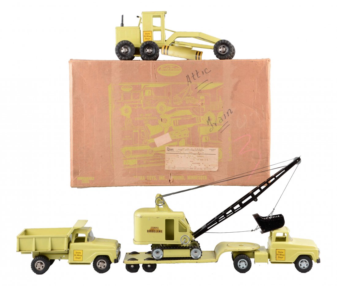 Tonka B-207 Highway Construction Set. (1 of 1)