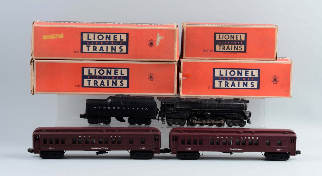 Lot of 4: Lionel No. 671 & Madison Style Cars. (1 of 2)