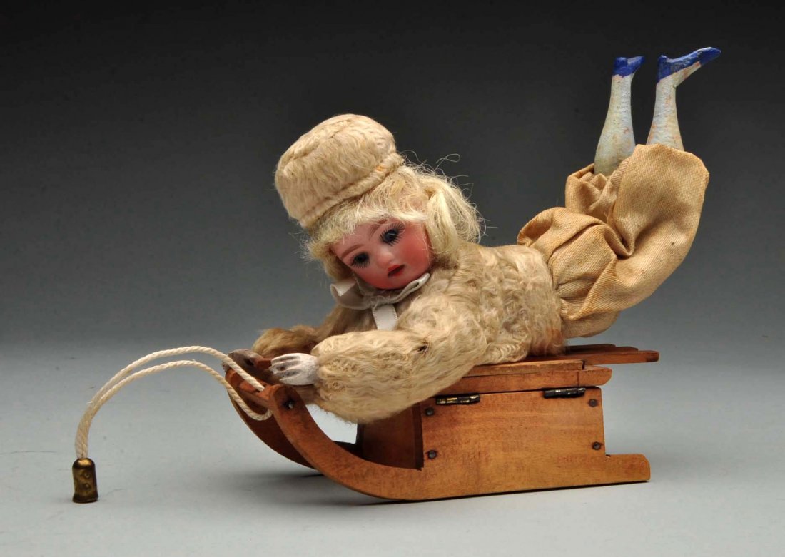 Vintage German Heubach Candy Container. (1 of 4)