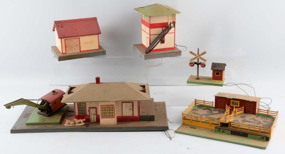 Lot Of American Flyer Accessories. (1 of 1)