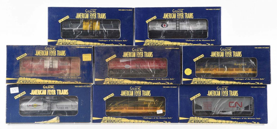 Lot of 8: American Flyer Freight Cars. (1 of 1)