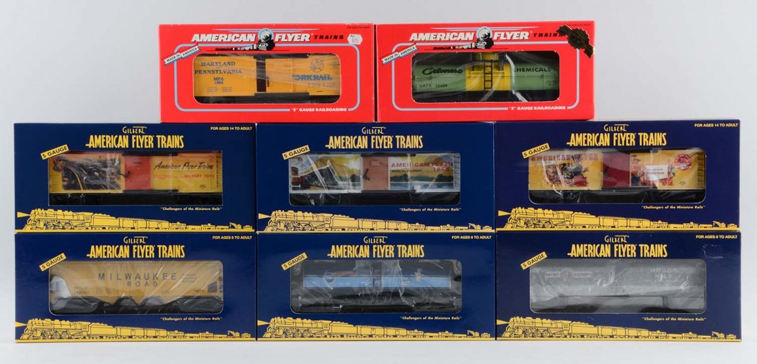 Lot of 8: American Flyer Modern Era Freight Cars. (1 of 1)