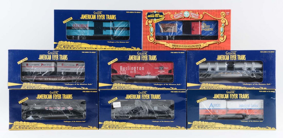 Lot of 8: American Flyer Modern Era Freight Cars. (1 of 1)