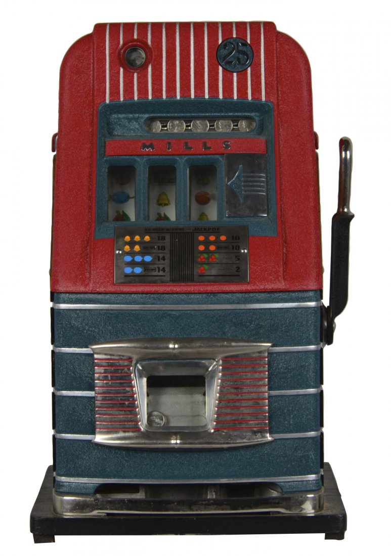 **25¢ Mills High Top Slot Machine (1 of 6)