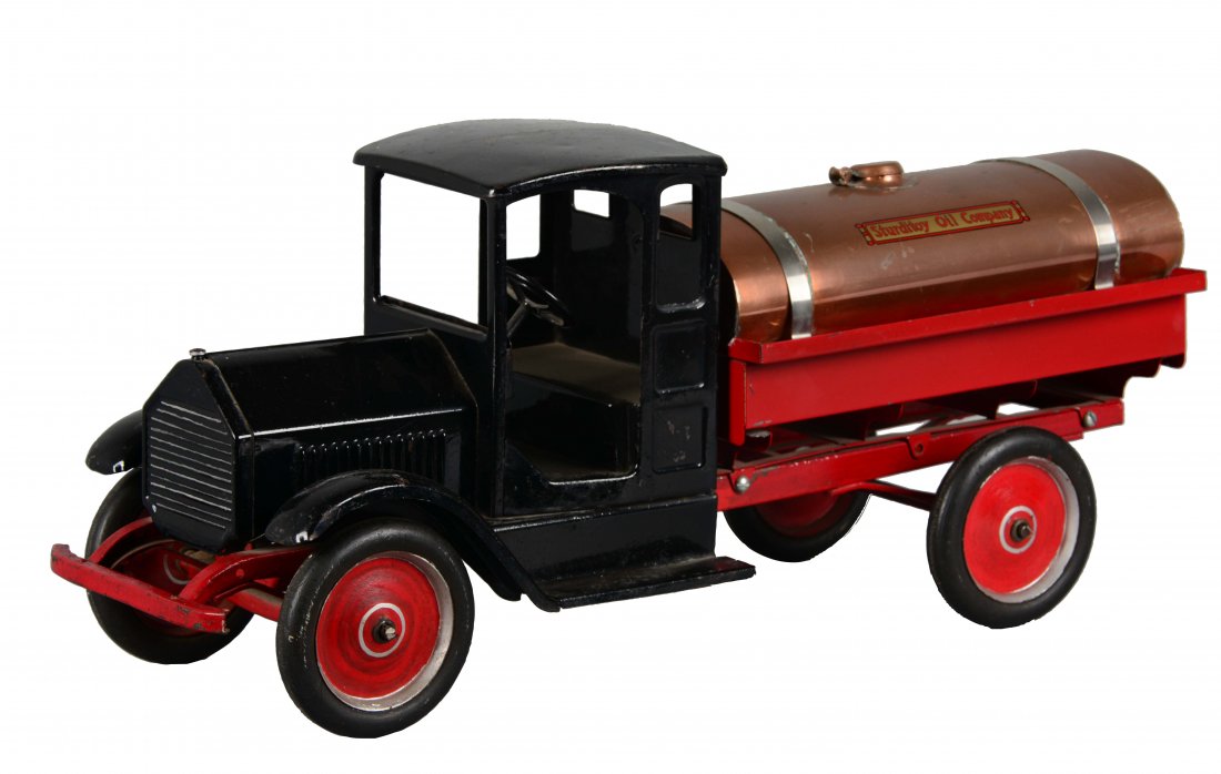 Sturditoy Toy Oil Company Tanker Truck (1 of 2)