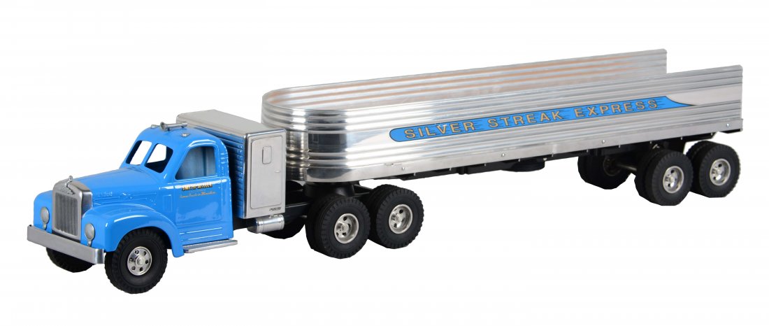 Smith Miller Pressed Steel Truck and Trailer (1 of 2)