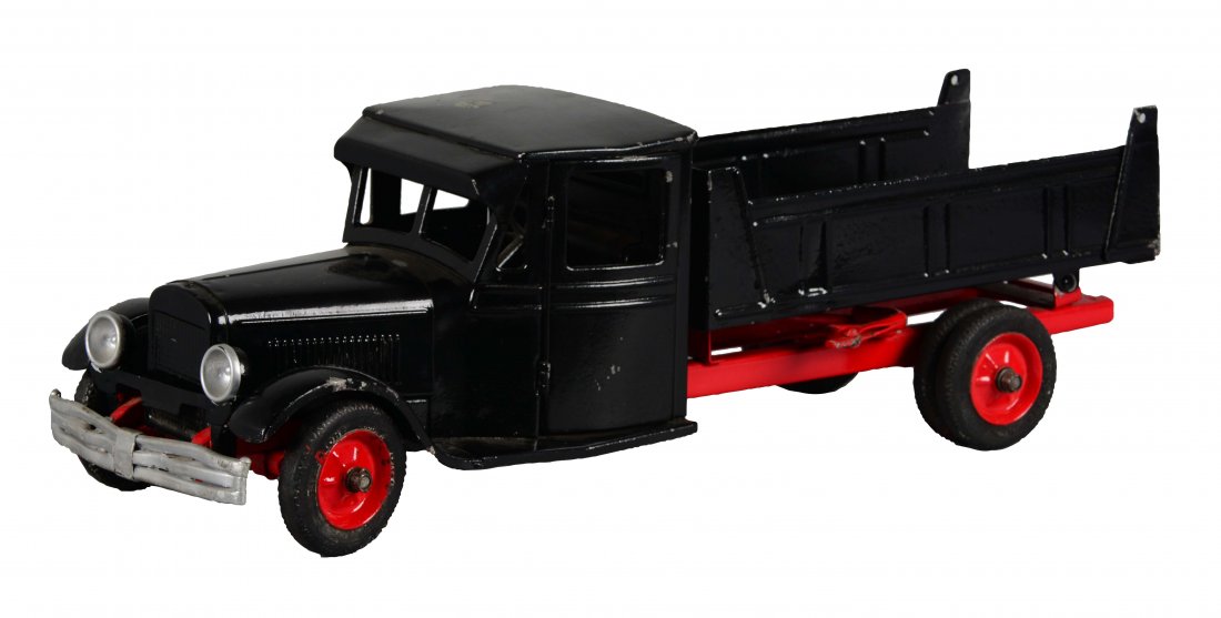 Pressed Steel Buddy L Toy Dump Truck (1 of 2)