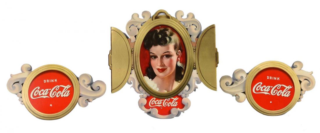 1939 Coca - Cola Locket Festoon. (1 of 2)
