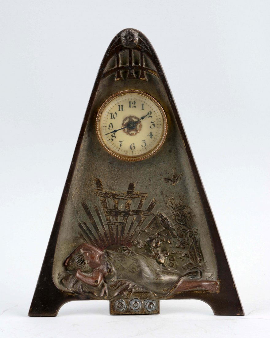 Cast Iron Deco Lady Art Nouveau Clock. (1 of 2)