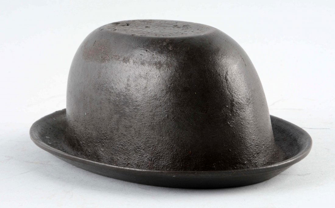 Cast Iron Derby Hat Spittoon. (1 of 2)