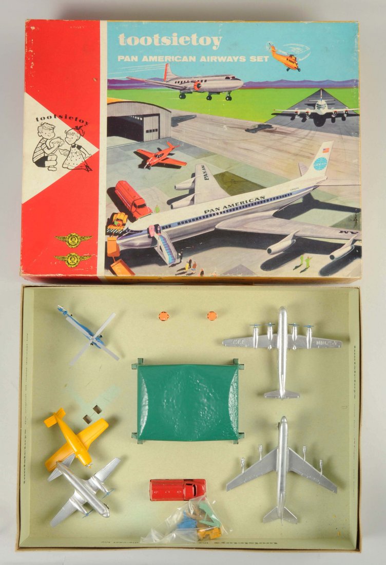 Tootsietoy No. 4310 Pan American Airways Set. (1 of 1)