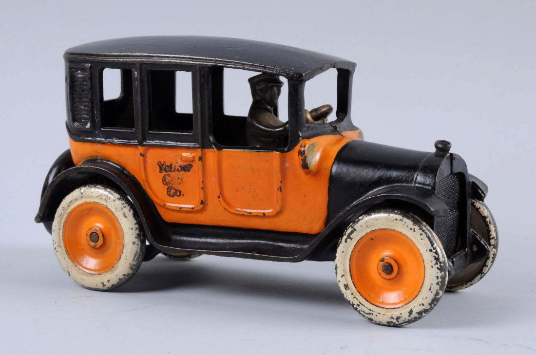 Cast Iron Arcade Yellow Cab Toy. (1 of 2)