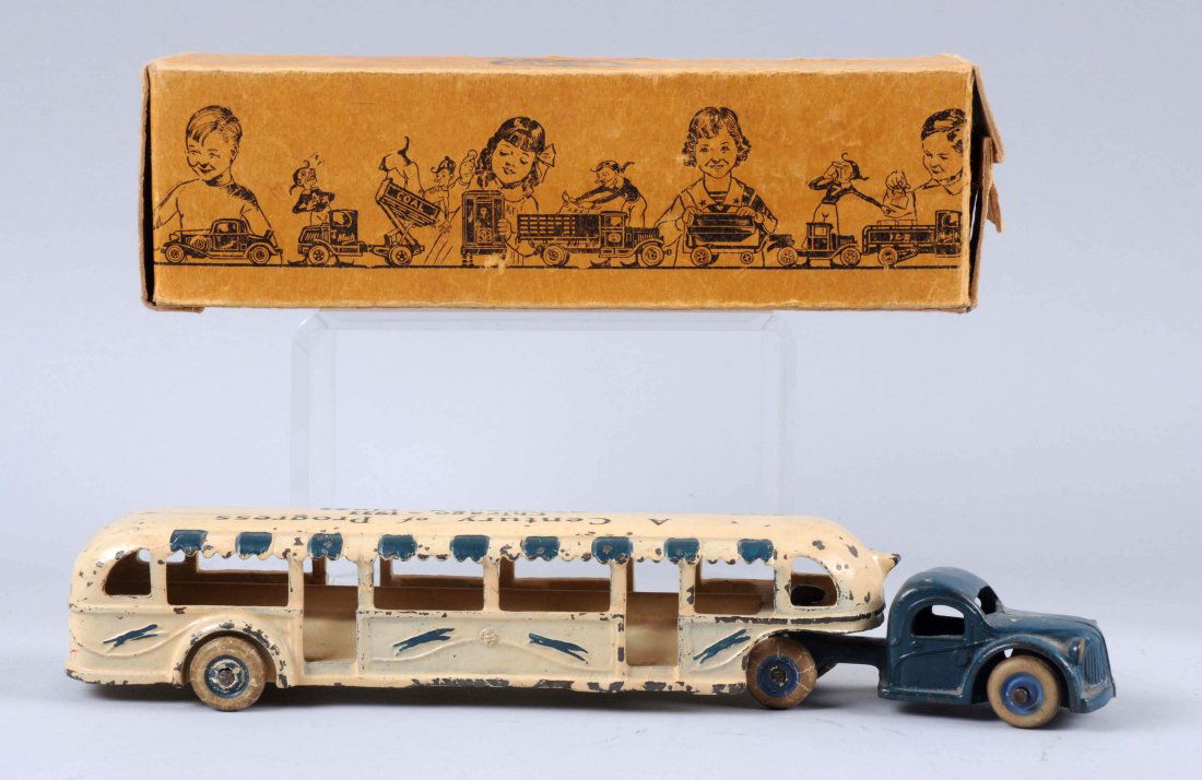 Cast Iron Arcade Century of Progress Bus. (1 of 3)
