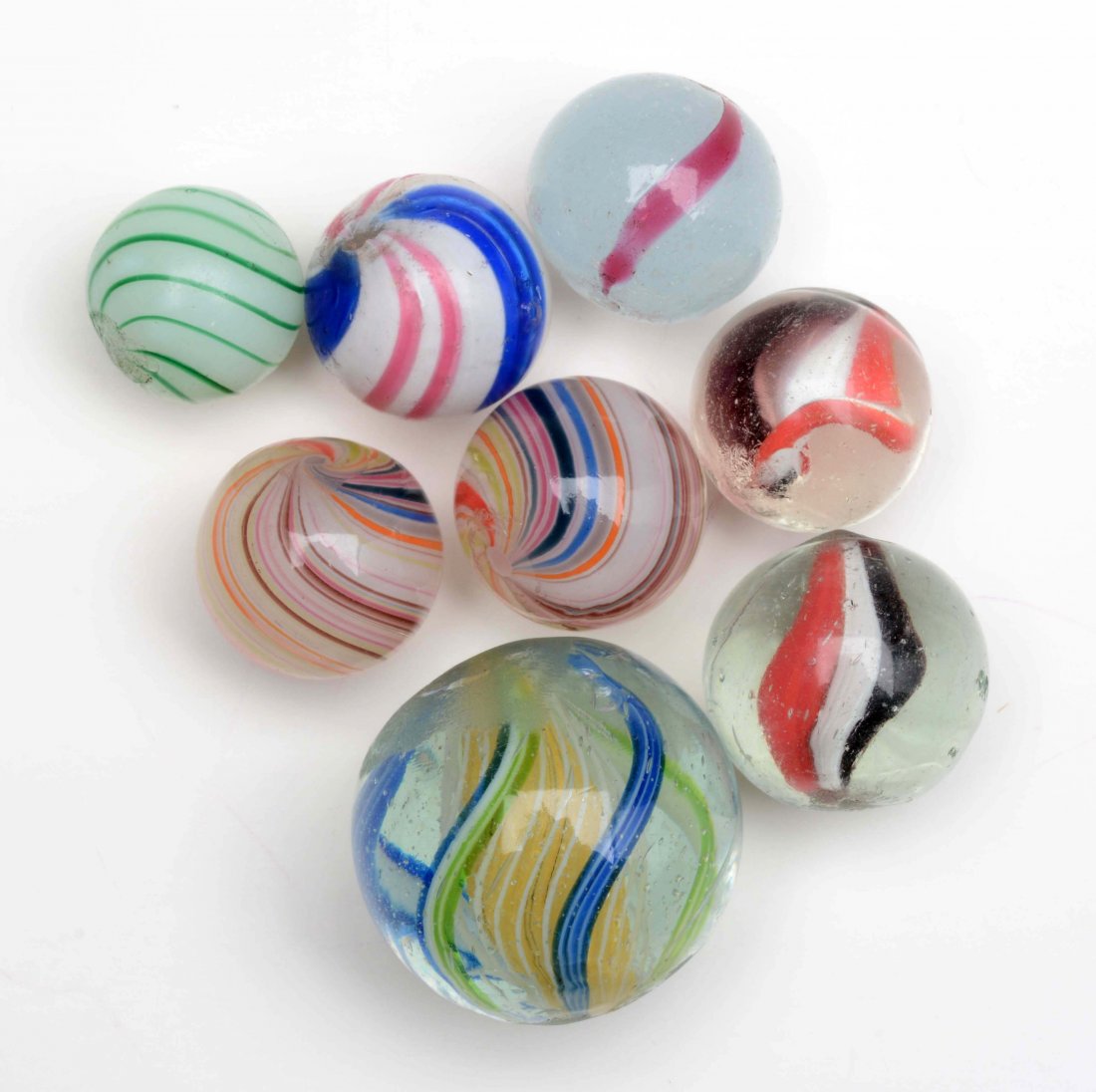 Lot of 8: Handmade Marbles. (1 of 1)