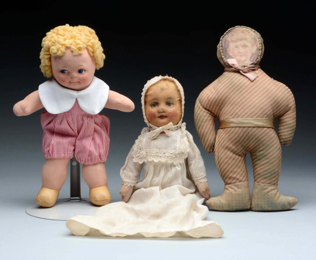 Lot Of 3: Cloth Dolls. (1 of 1)