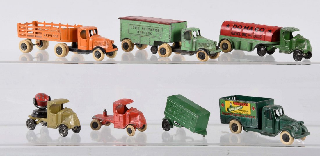Lot Of 6: Tootsietoy Pre-War Trucks. (1 of 1)