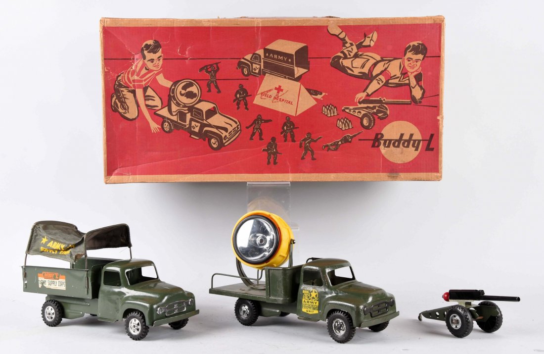 Pressed Steel Buddy L No. 5561 Army Combination Truck (1 of 2)