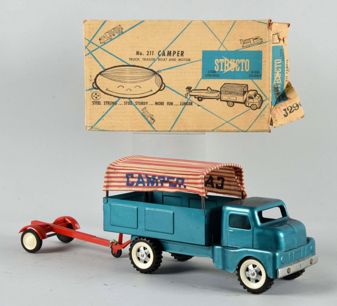 Structo No. 211 Camper. (1 of 2)