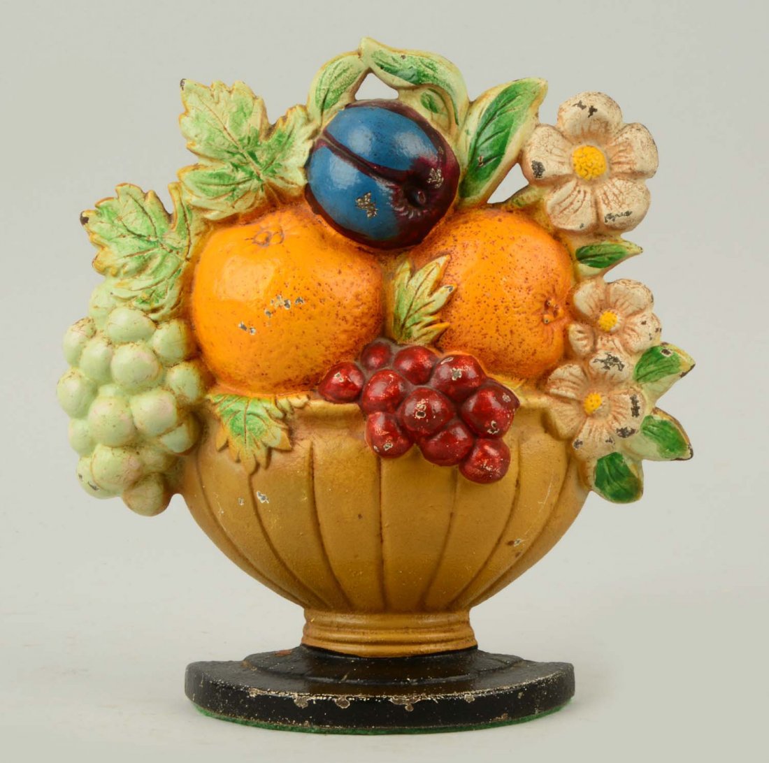 Cast Iron Fruit Bowl Doorstop. (1 of 1)