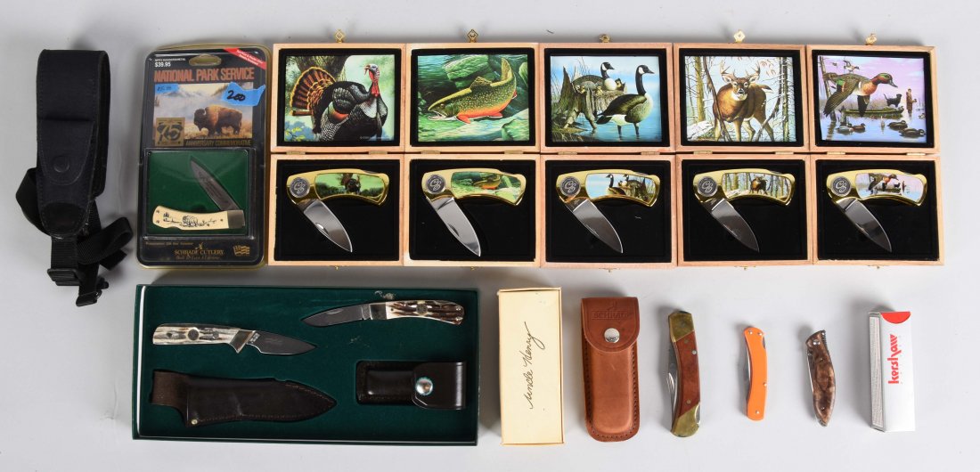 Lot Of 11: Folding & Fixed Blade Knives. (1 of 1)