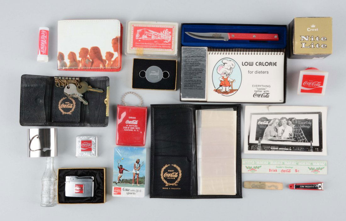Large Lot Of Coca-Cola Advertising Pieces. (1 of 1)