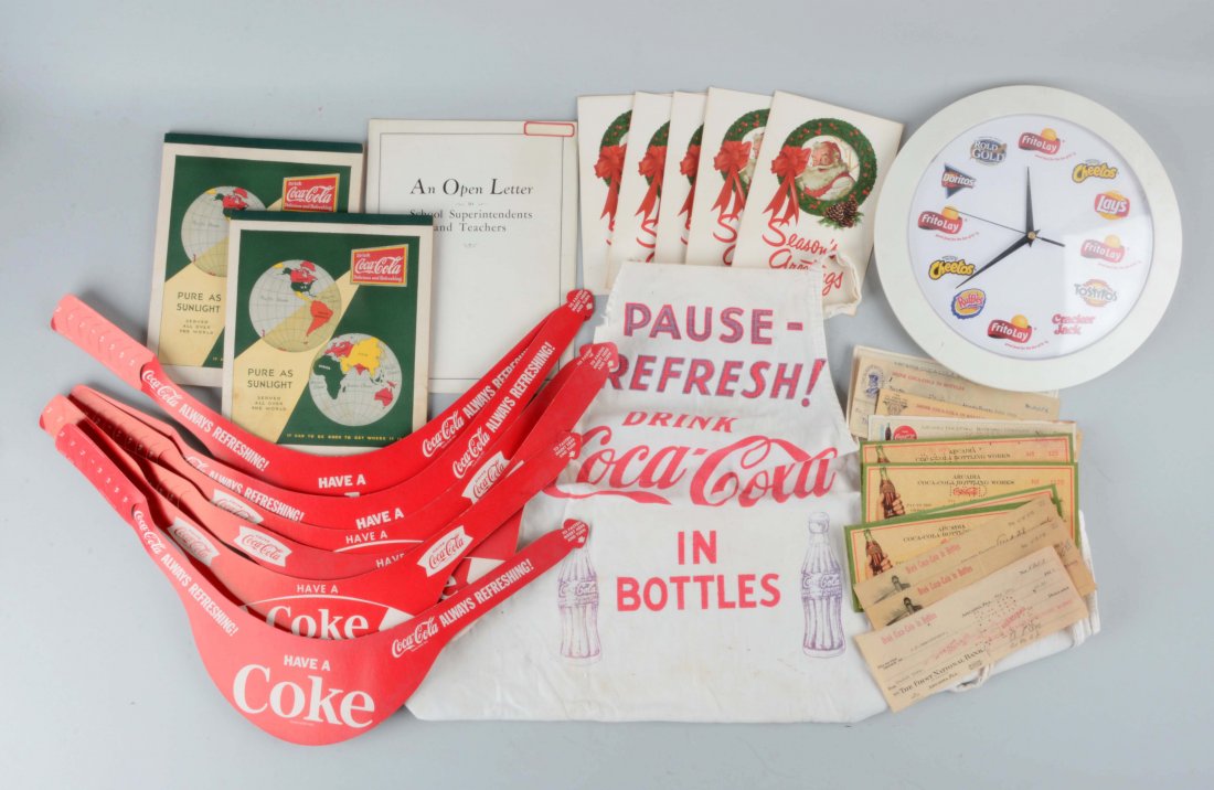 Large Lot Of Coca-Cola Advertising Pieces. (1 of 1)