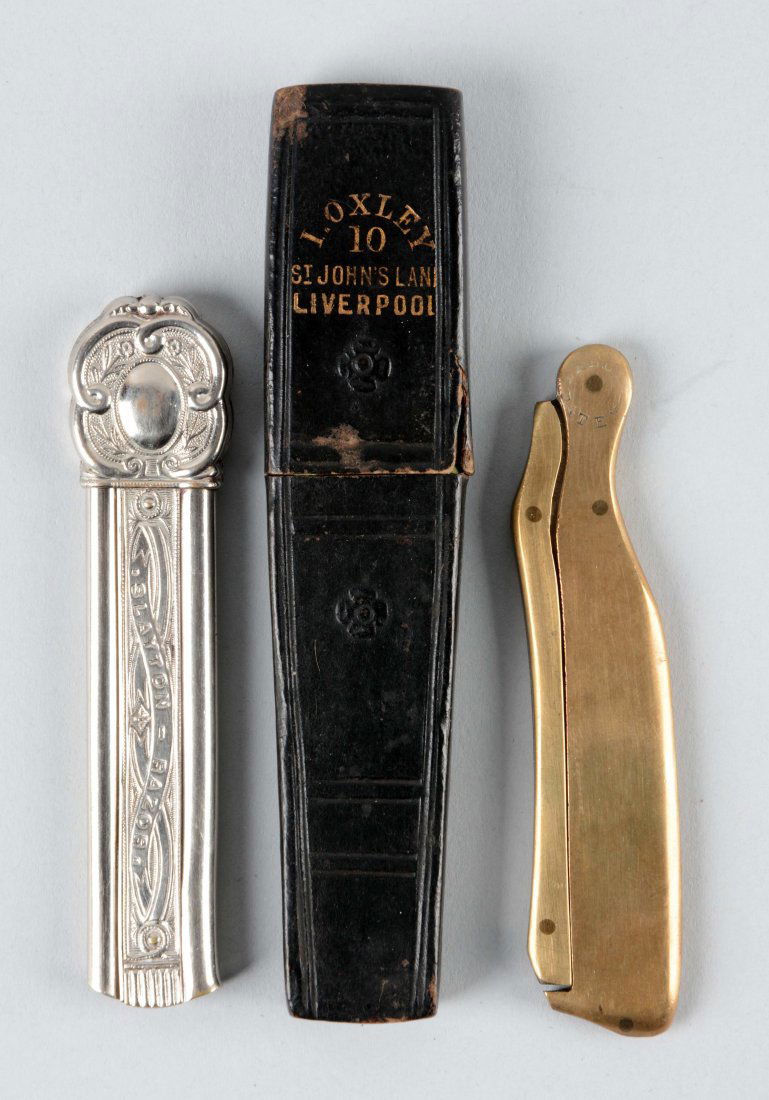 Lot Of 2: Unusual Straight Razors. (1 of 4)