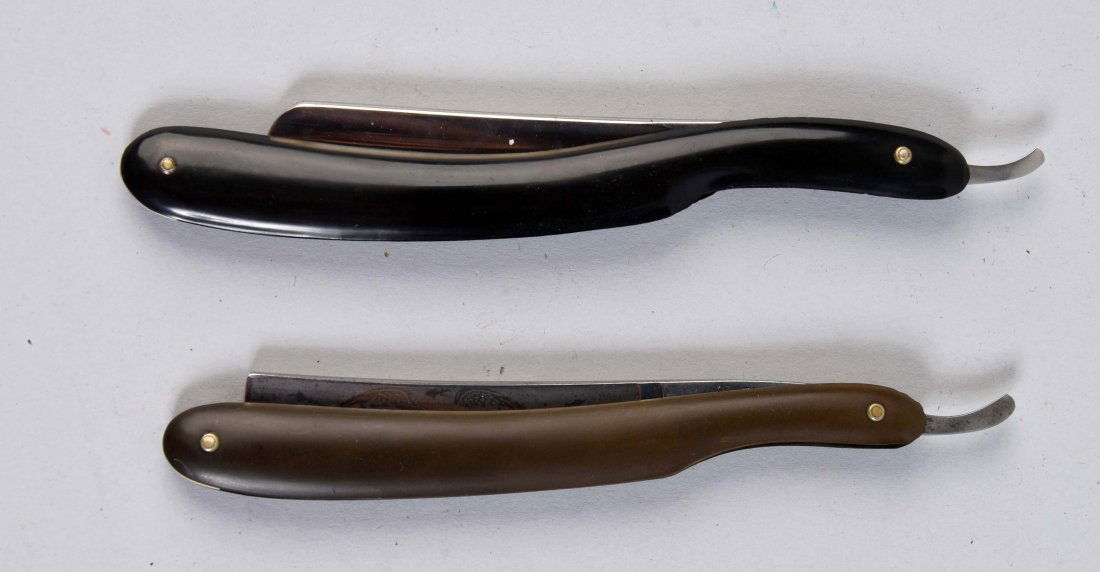 Lot Of 2: Gunstock Straight Razors. (1 of 4)