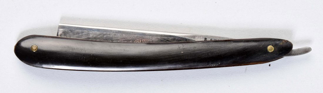 Horn Handled Masonic Straight Razor. (1 of 2)