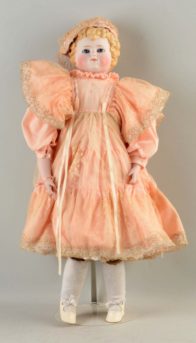 Large Parian Doll. (1 of 2)