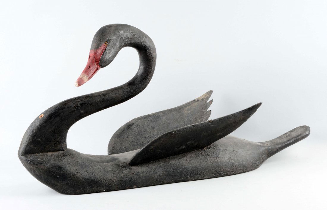Large Black Swan Decorative Piece. (1 of 1)