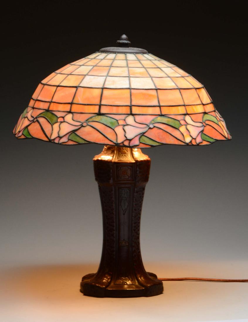 Arts & Crafts Mission Style Lamp w/ Leaded Glass Shade. (1 of 2)