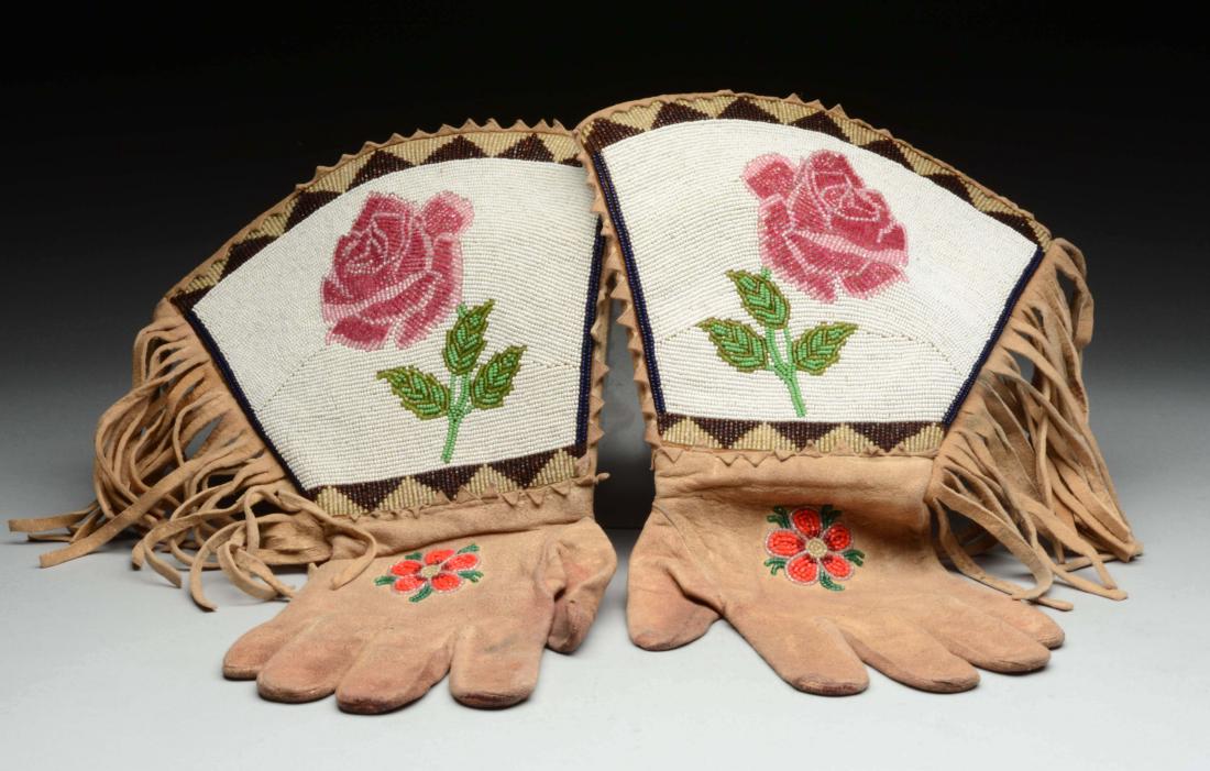 Lot of 2: Plateau Native American Gauntlets. (1 of 2)