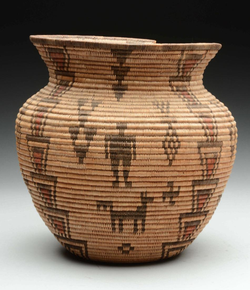 Apache Olla Basket. (1 of 2)