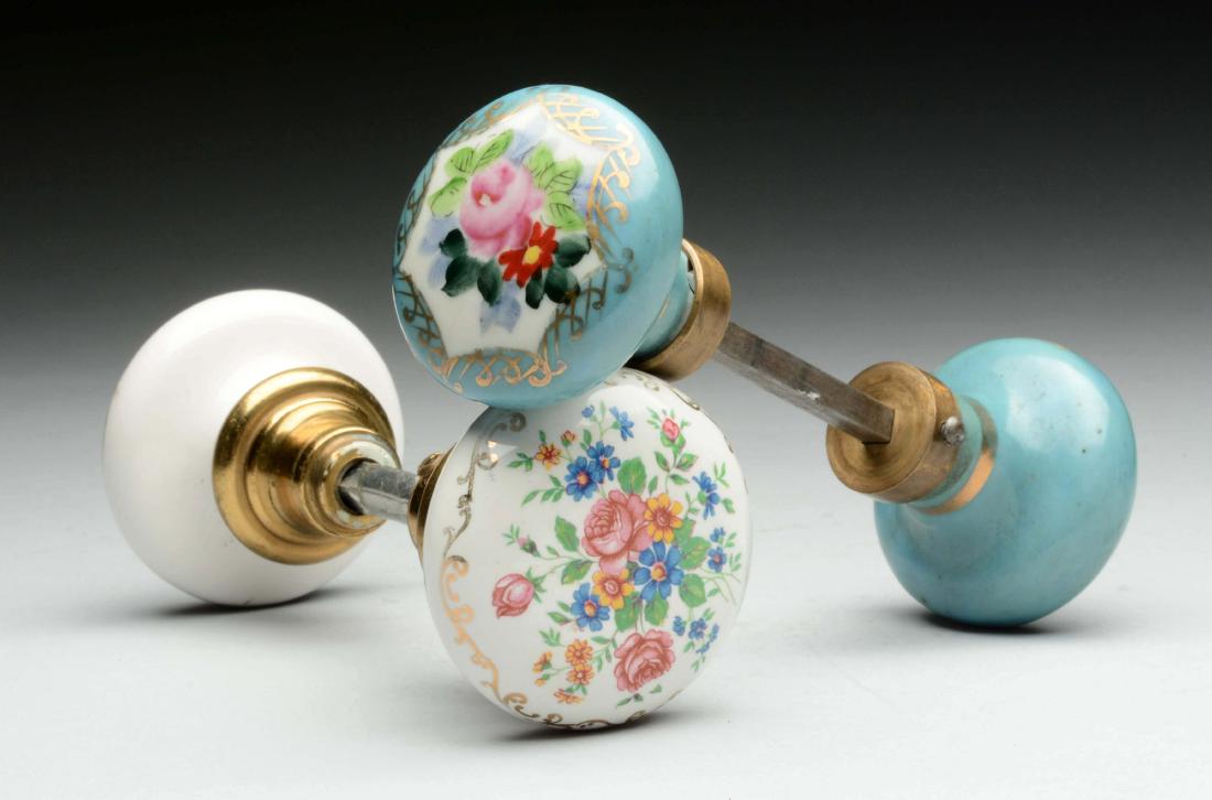 Lot of 2: Victorian Porcelain Door Knobs. (1 of 2)
