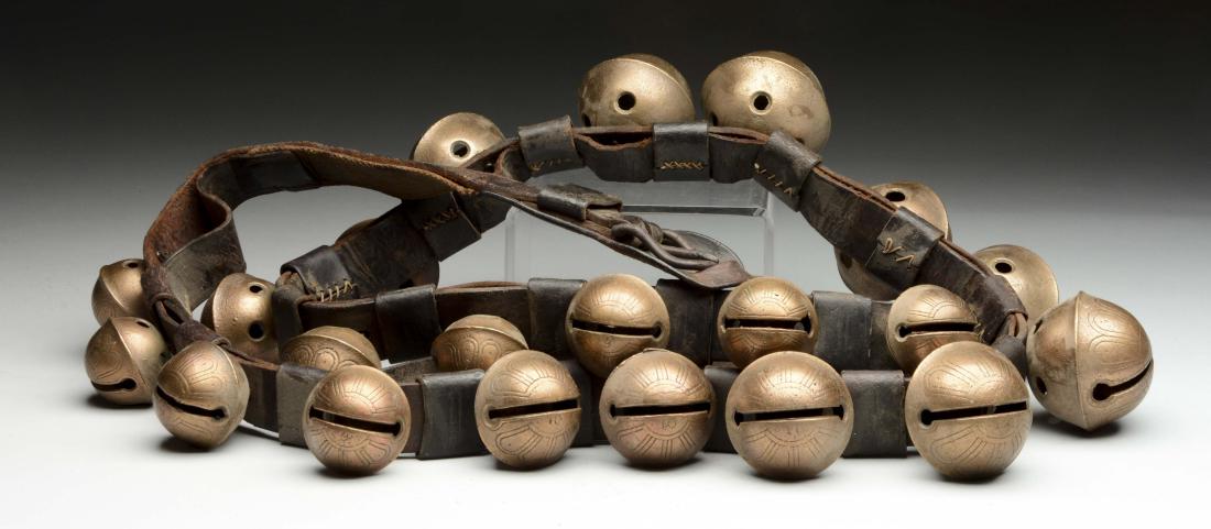 Bell Leather Strap. (1 of 2)