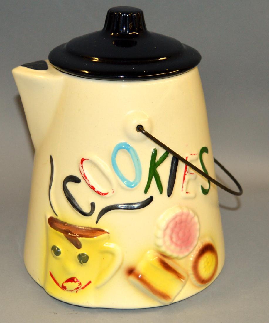 USA pottery Teapot cookie jar (1 of 2)