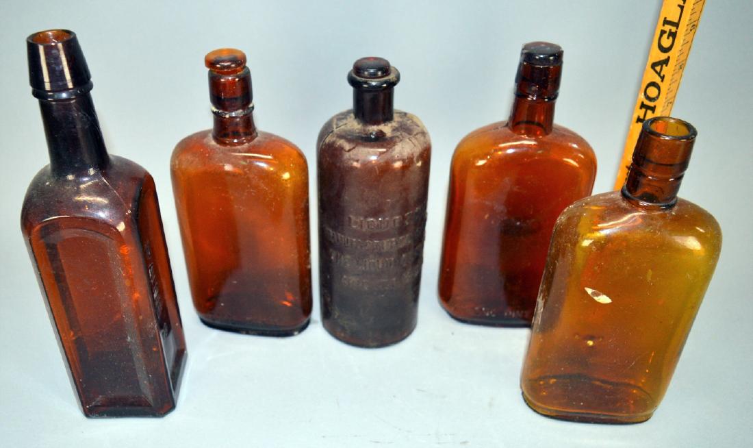 5 brown bottles 3 with spouts Apothecary: 5 brown bottles 3 with spouts Apothecary