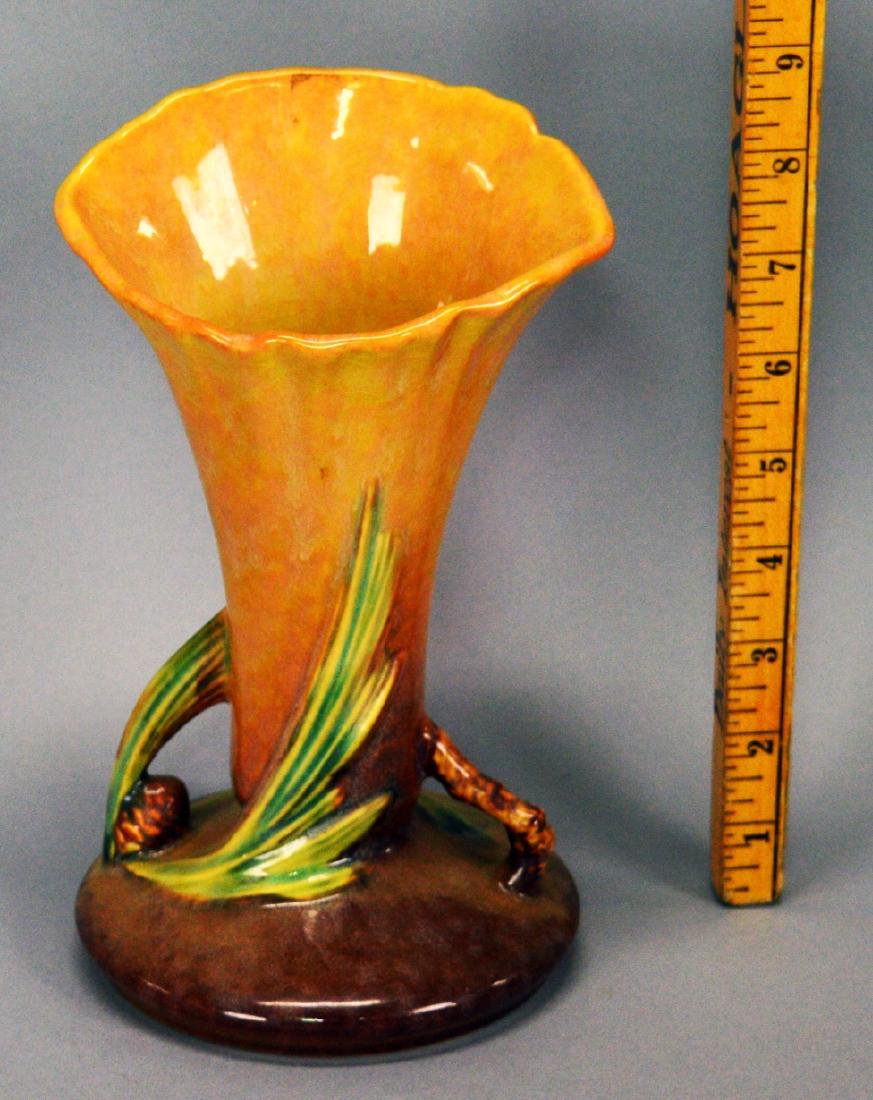 Roseville 283-8 Twig Handled pinecone vase Wincraft (1 of 2)