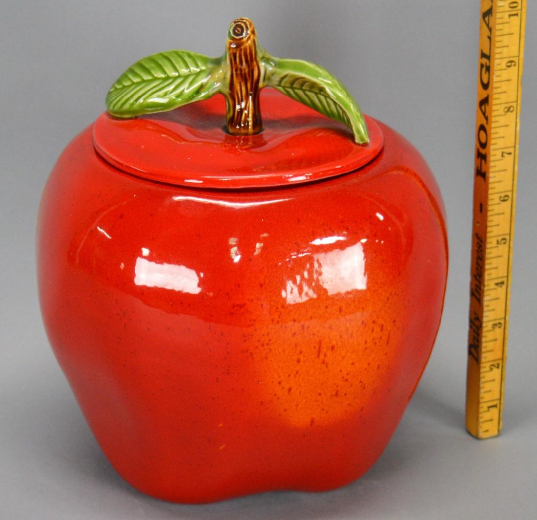 Pantry Parade tomato cookie jar: Pantry Parade tomato cookie jar