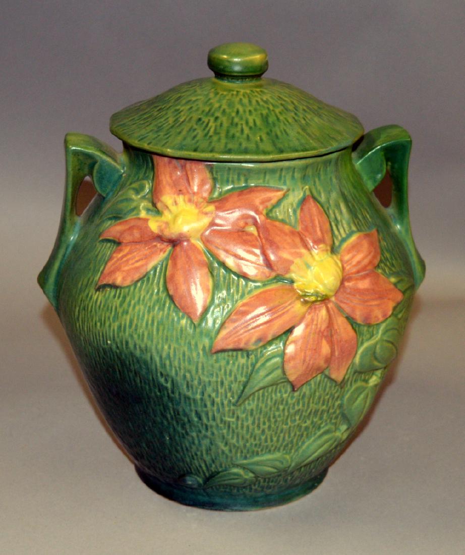 Roseville 3-8" Magnolia Cookie jar (1 of 2)