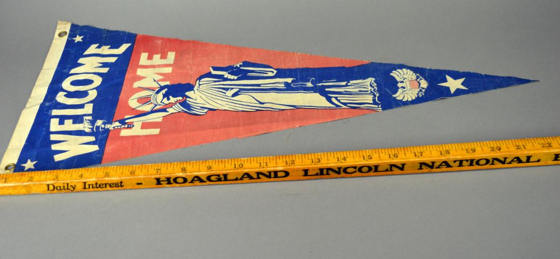 WWI "Welcome Home" canvas pennant: Minor creases and wear
