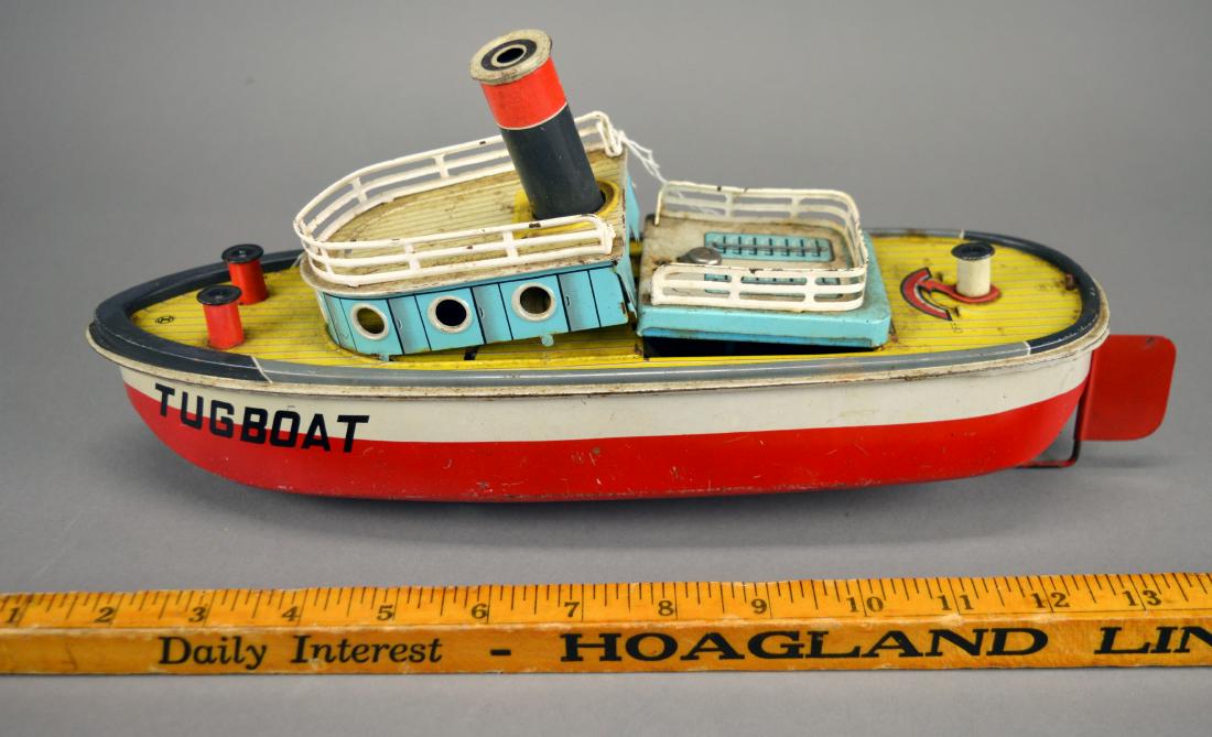 San tin litho tug boat: Battery opperated not sure runs rusty, missing parts