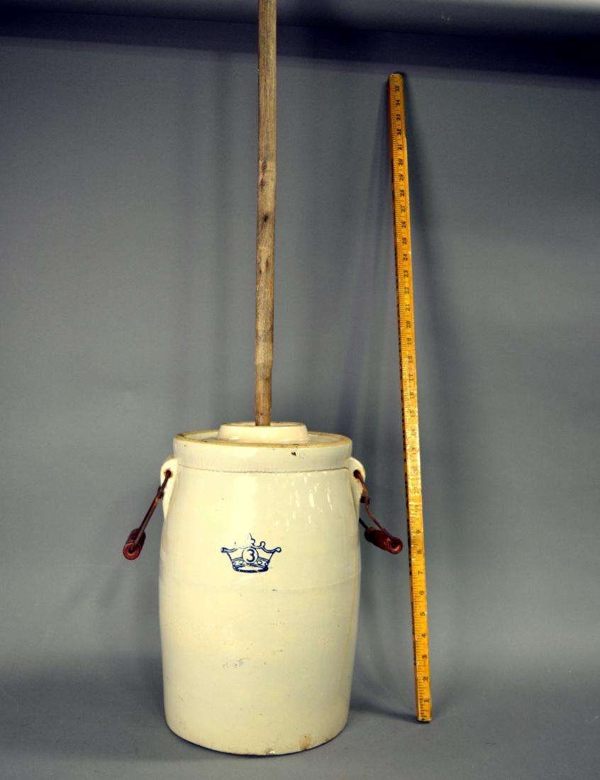 Robinson Ransbottom stoneware butter churn (1 of 8)