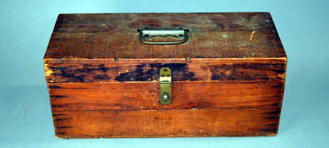 Vintage wood tackle box: Vintage wood tackle box