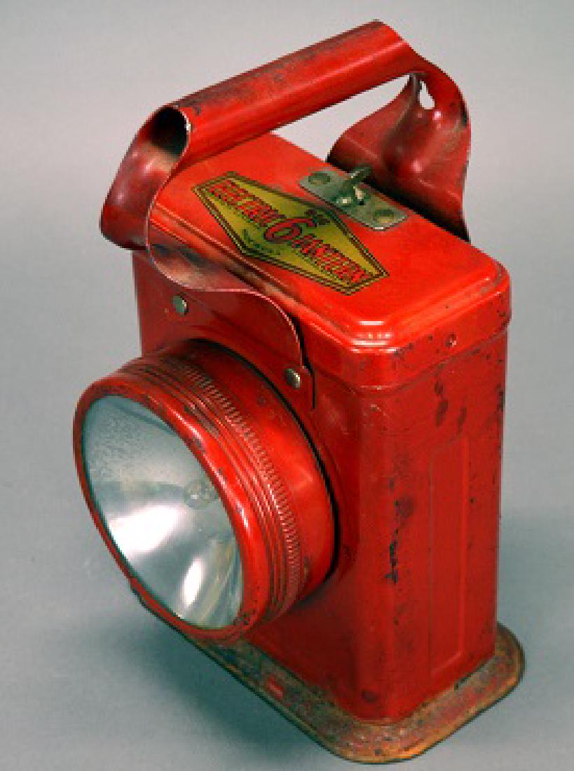 Vintage Big 6 electric lantern (1 of 5)