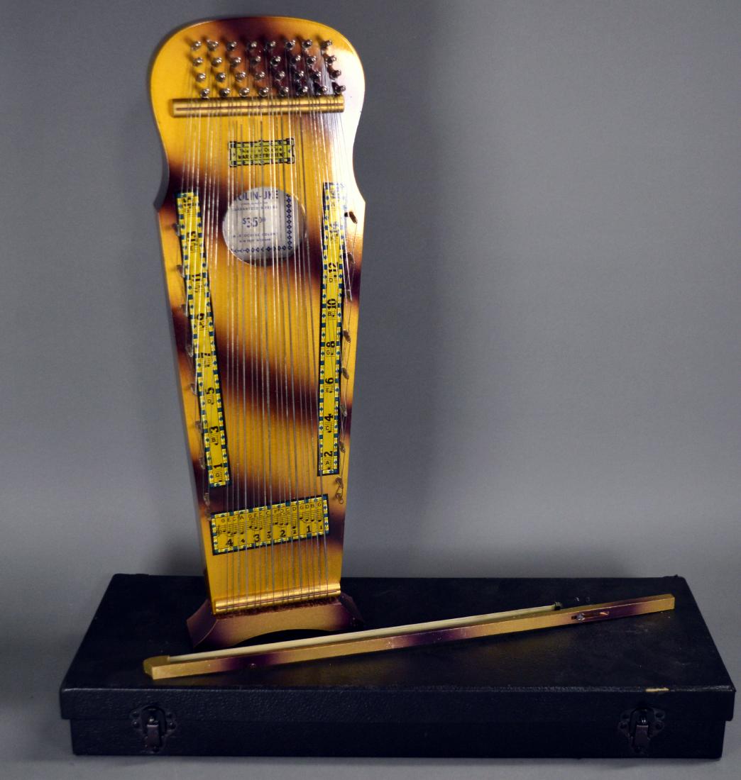 Vintage Marx ViolinUke instrumet Oct 21, 2018 AAA Auction Service