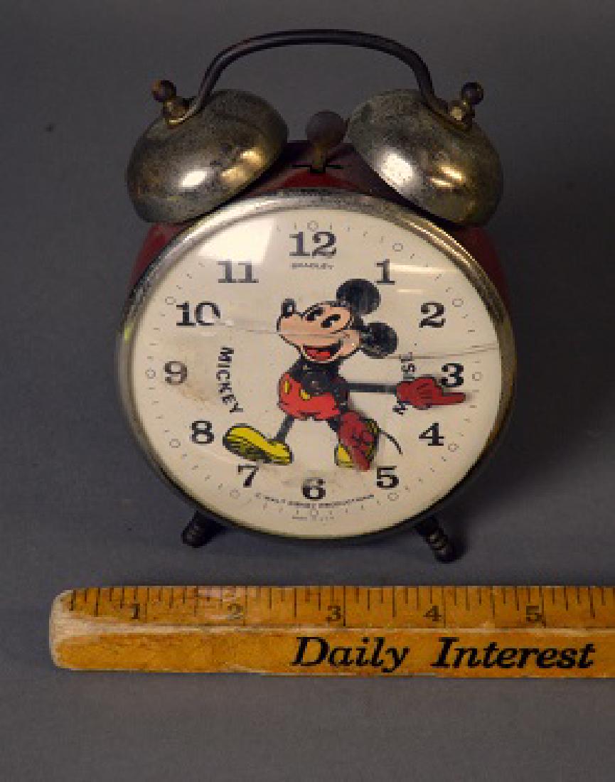 Vintage Bradley Mickey Mouse alarm clock (1 of 3)